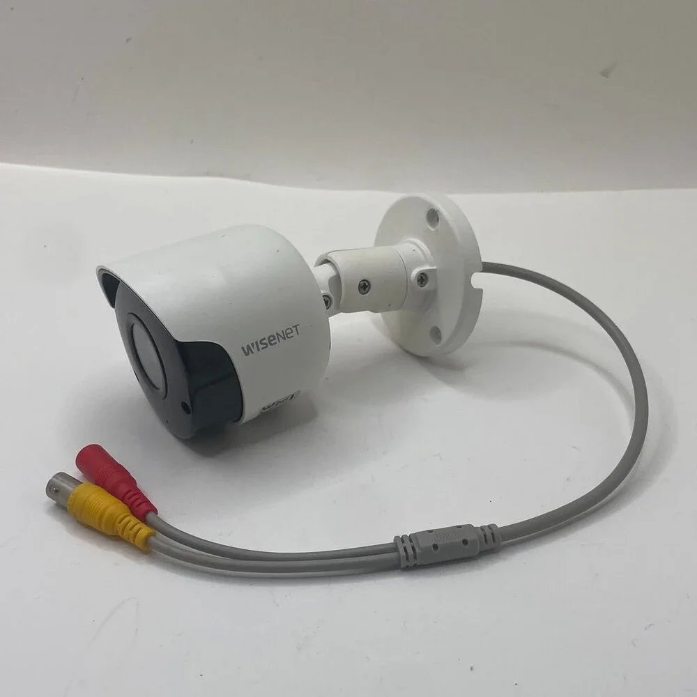 Wisenet SDC-89445BF Bullet White Camera Digital Color BNC DC 12V